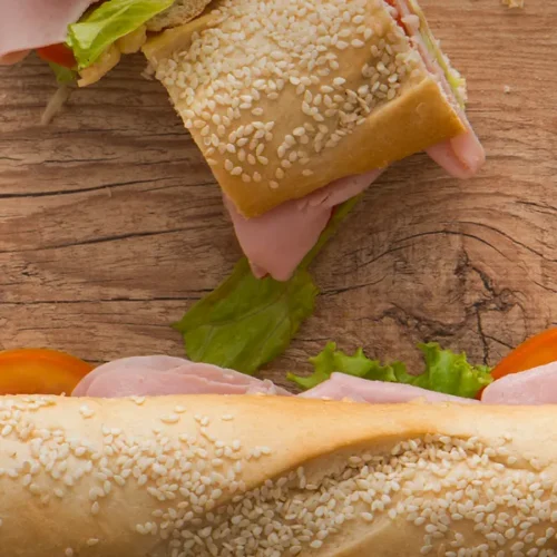 Sanduíche de Metro com Presunto e Queijo