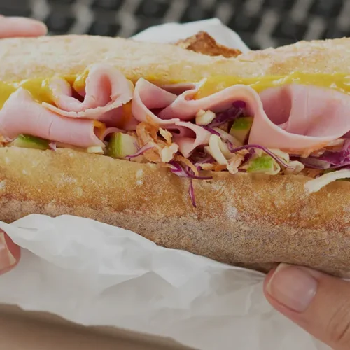 Sanduíche de Presunto com Salada de Repolho